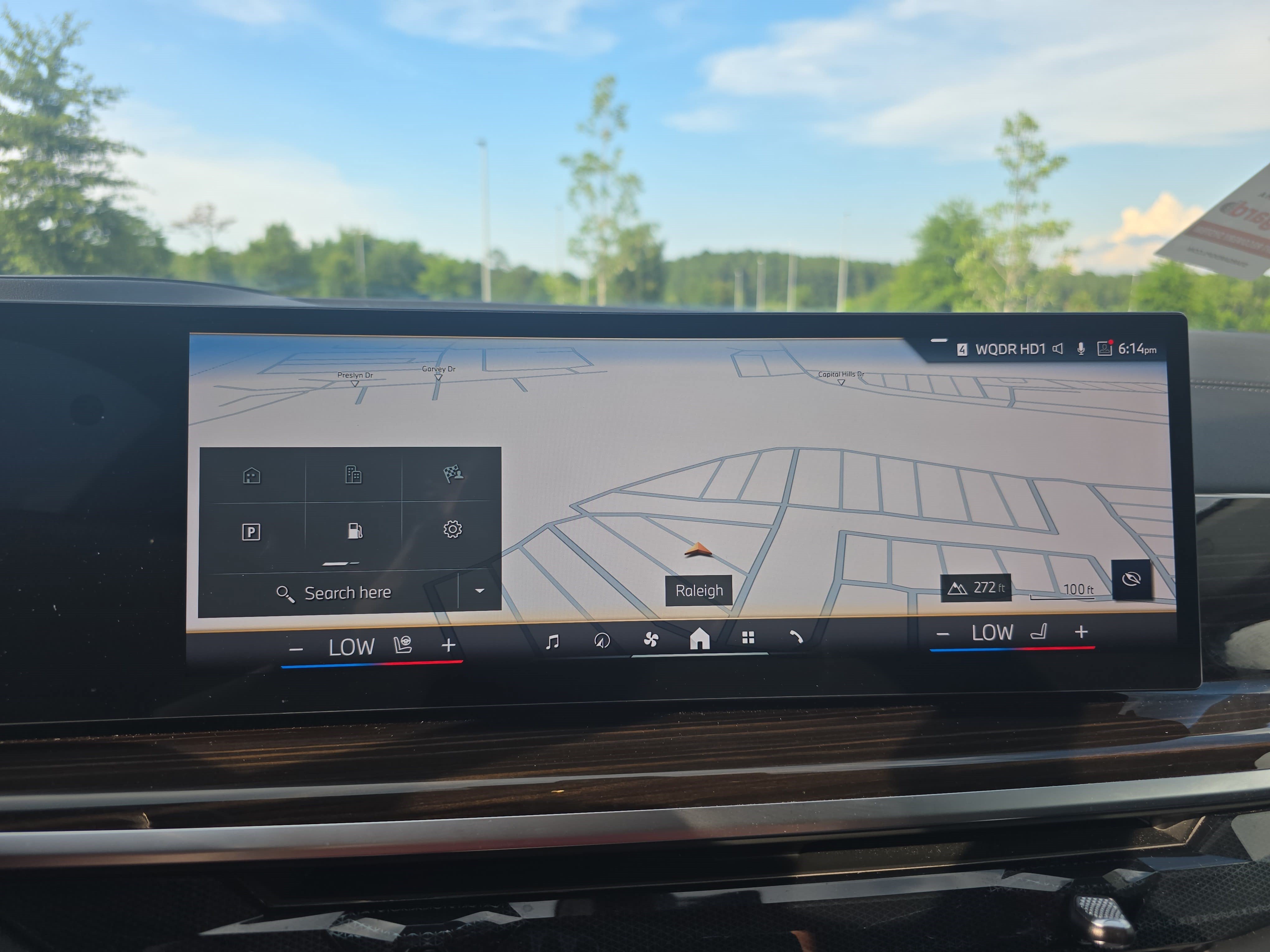 Used 2026 BMW X7 xDrive40i AWD/4WD image 24