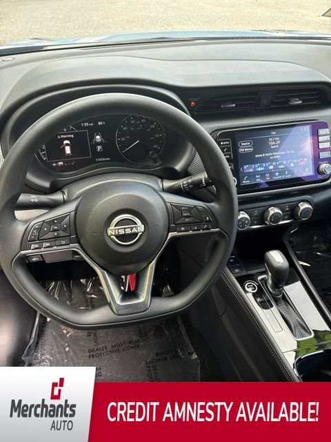 Used 2024 Nissan Kicks SV w/ Interior Electronics Package FWD image 7