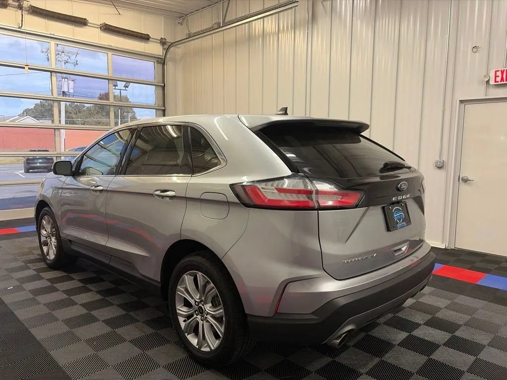 Used 2024 Ford Edge Titanium AWD/4WD image 6