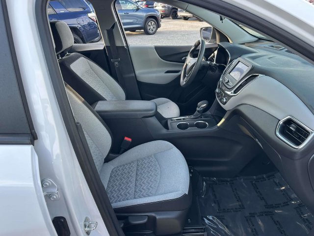 Certified 2024 Chevrolet Equinox LS w/ Driver Confidence II Package AWD/4WD image 21