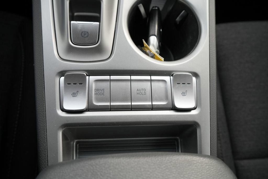 Certified 2023 Hyundai Kona SE w/ Cargo Package image 29