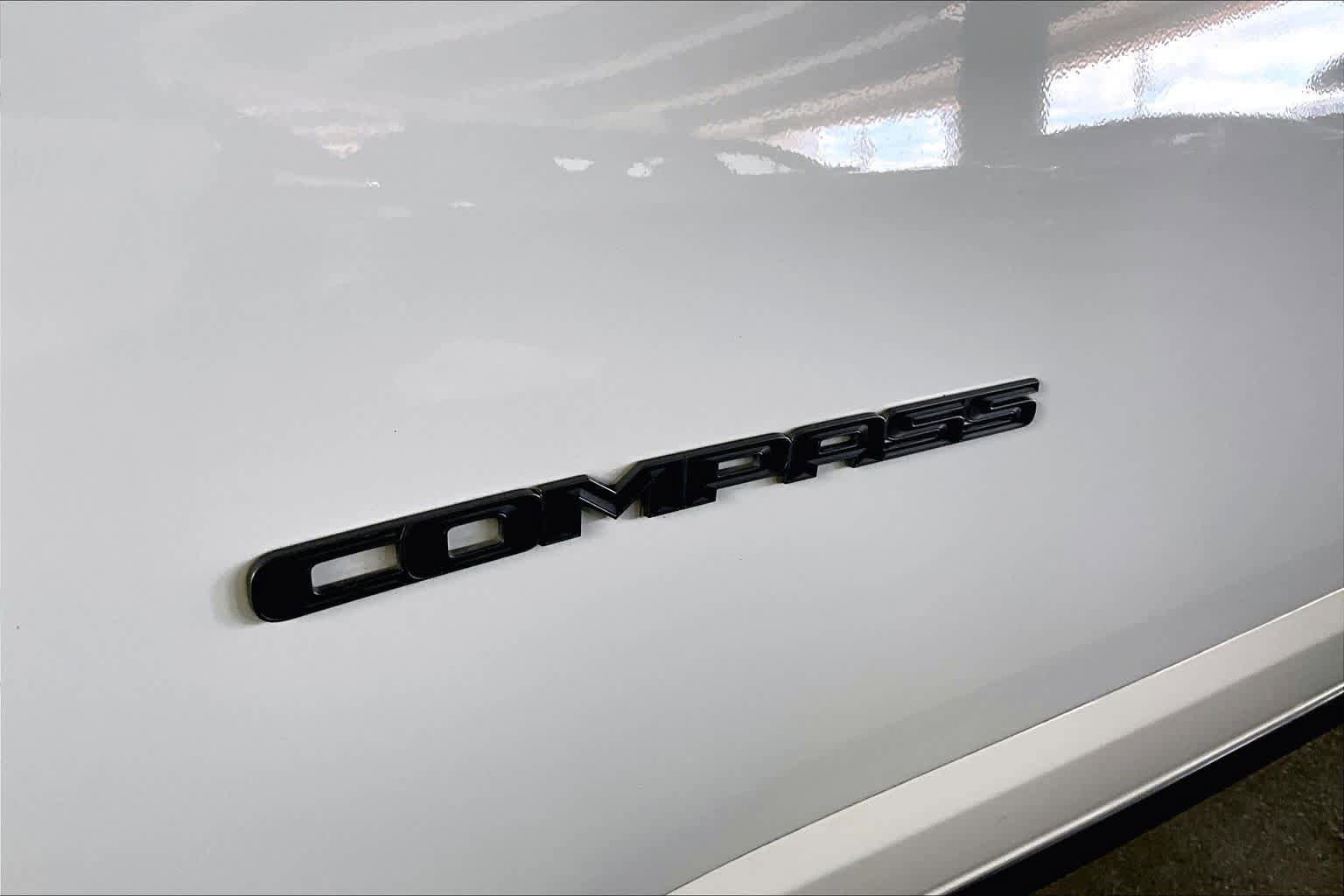 Used 2023 Jeep Compass High Altitude AWD/4WD image 9