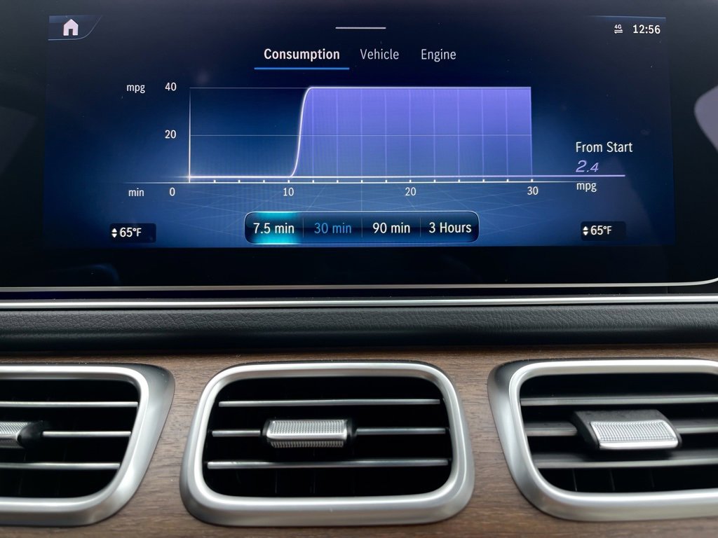 Used 2025 Mercedes-Benz GLS 450 4MATIC image 38