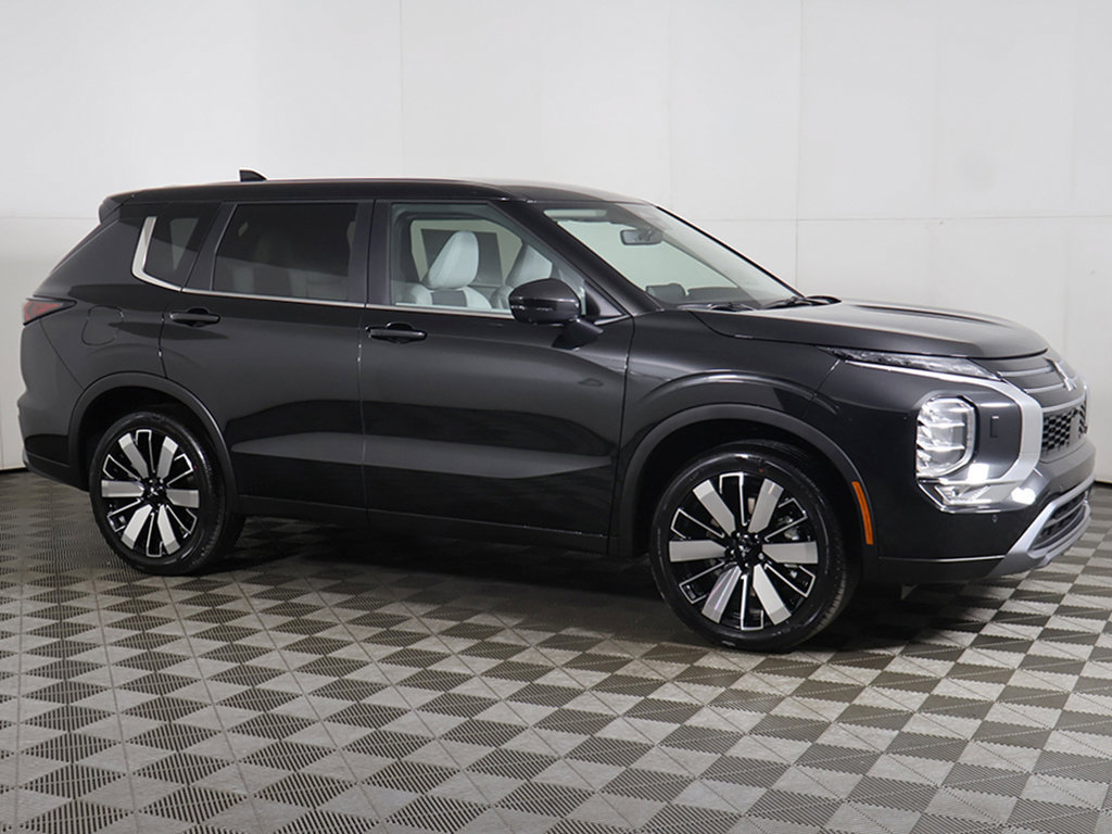 New 2026 Mitsubishi Outlander SE AWD/4WD image 17