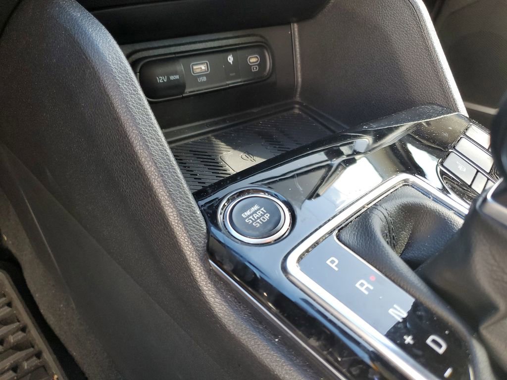 Certified 2024 Kia Sportage EX image 28