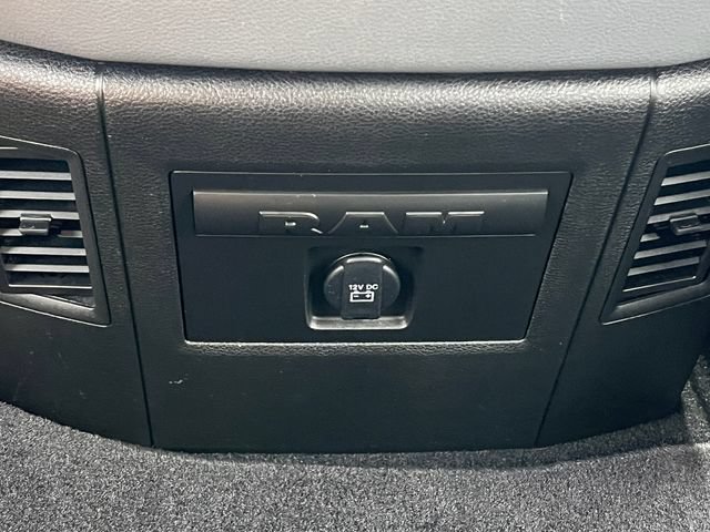 Used 2019 RAM 1500 Warlock AWD/4WD image 35