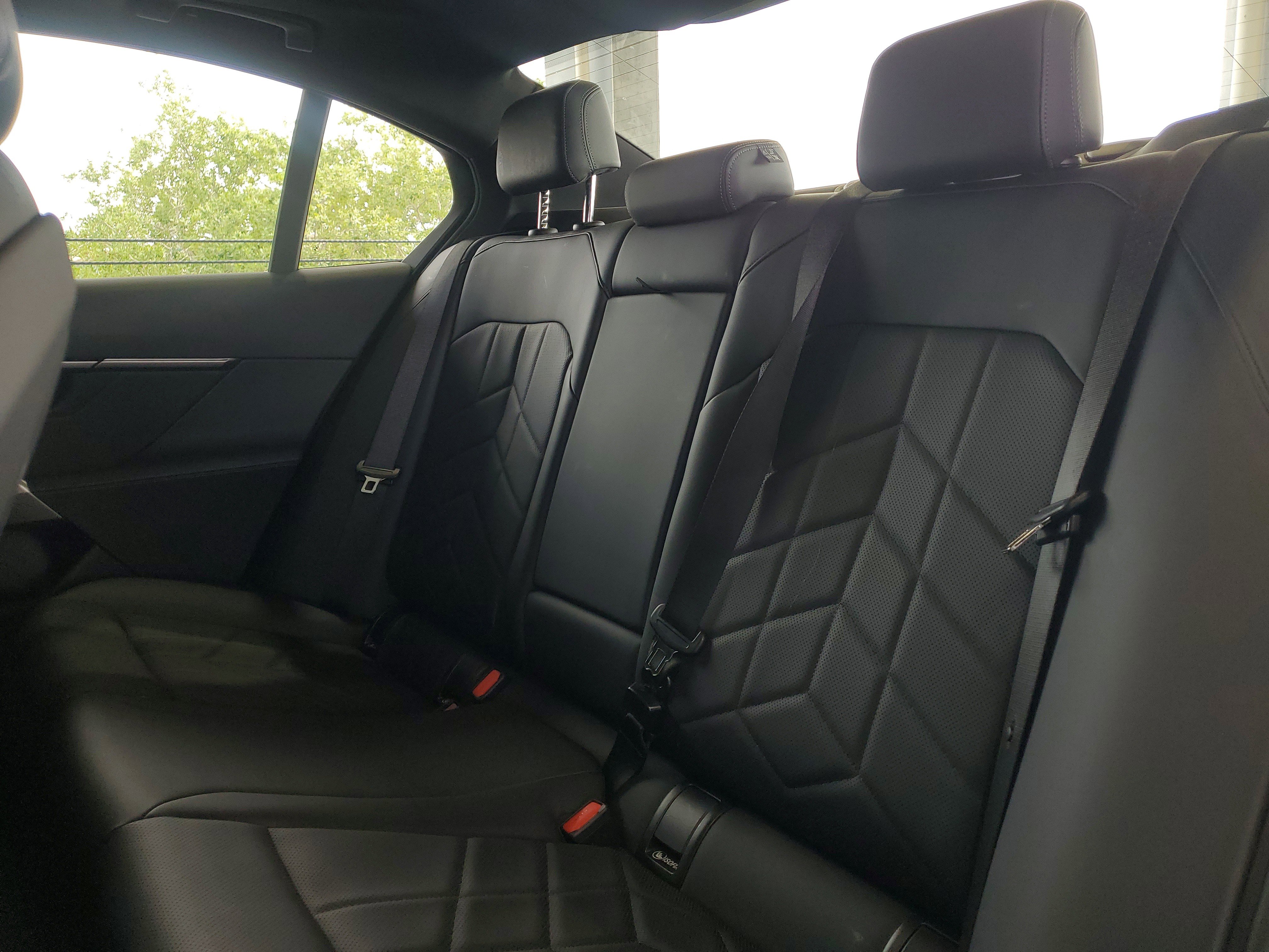 Used 2026 BMW 530i RWD image 8