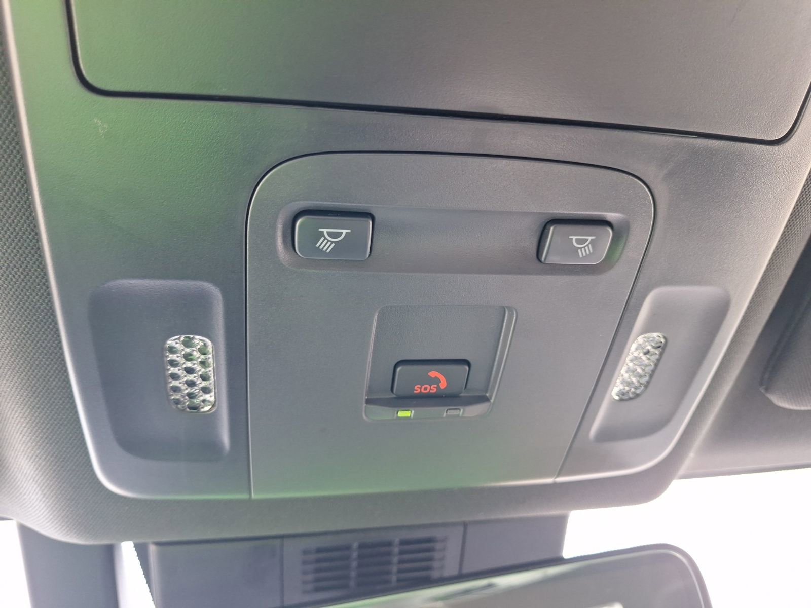 Used 2025 Toyota Camry SE w/ Convenience Package FWD image 27