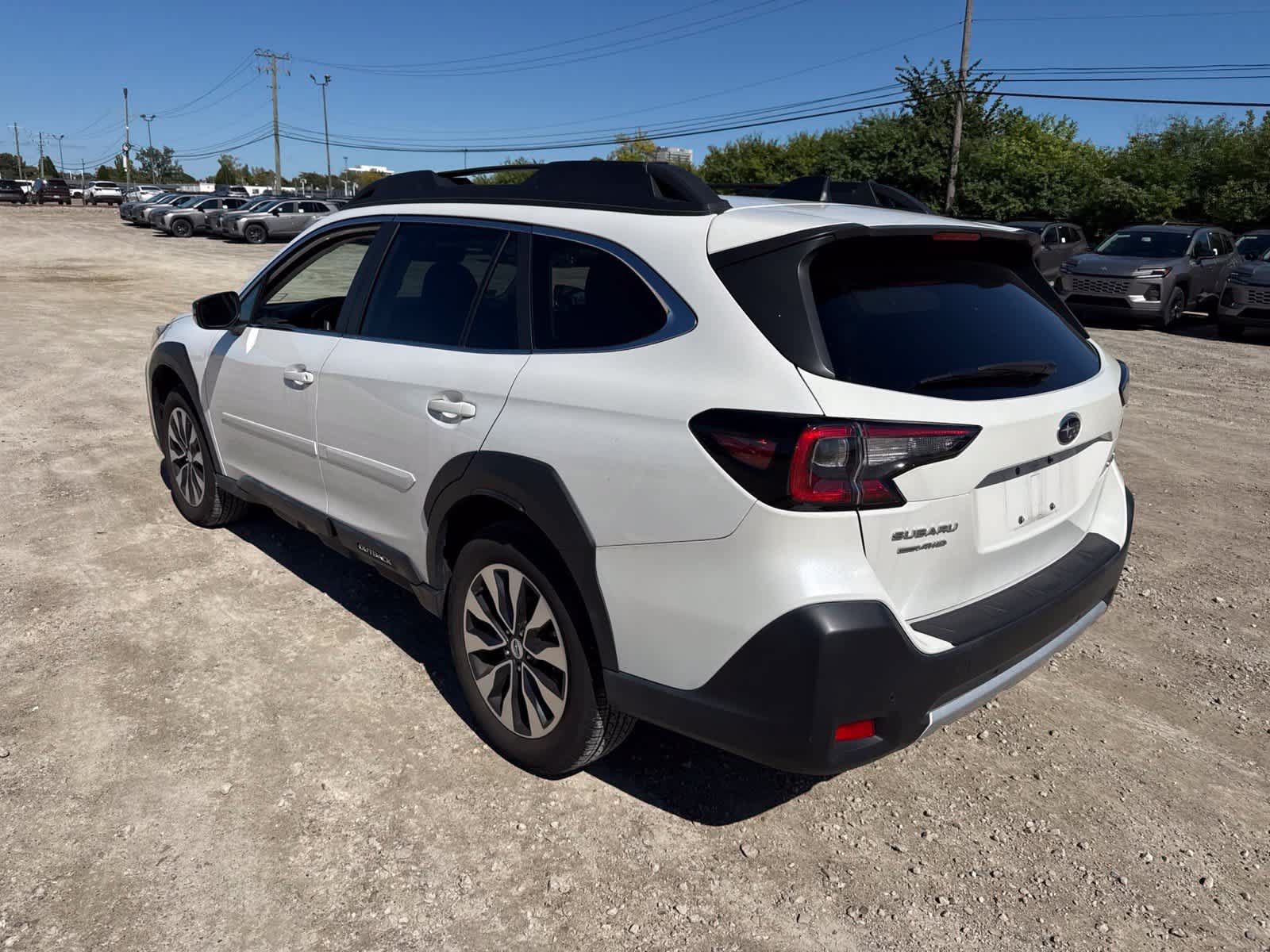 Certified 2024 Subaru Outback Limited AWD/4WD image 2