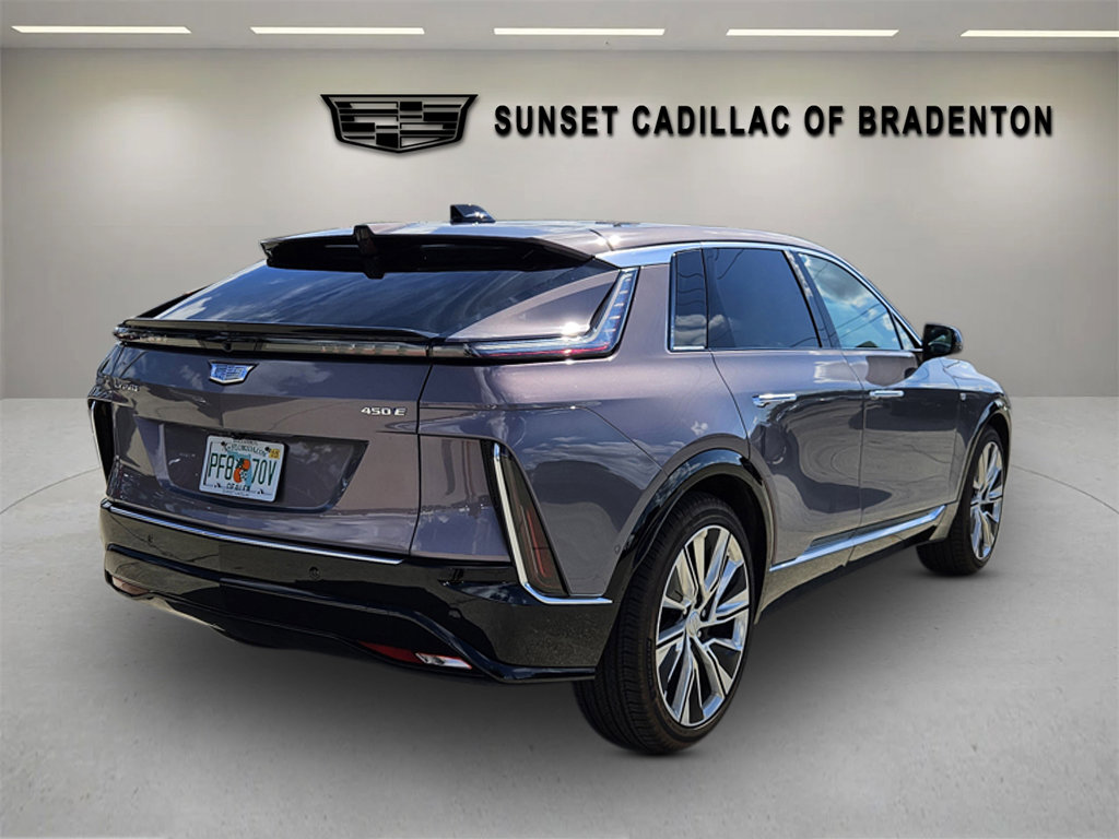 New 2025 Cadillac Lyriq Luxury w/ LPO, Floor Liner Package RWD image 7