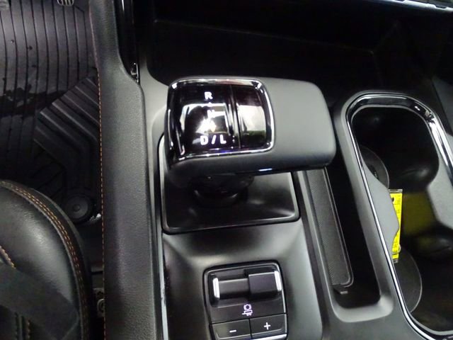 Used 2025 GMC Sierra 1500 AT4 w/ Technology Package image 12