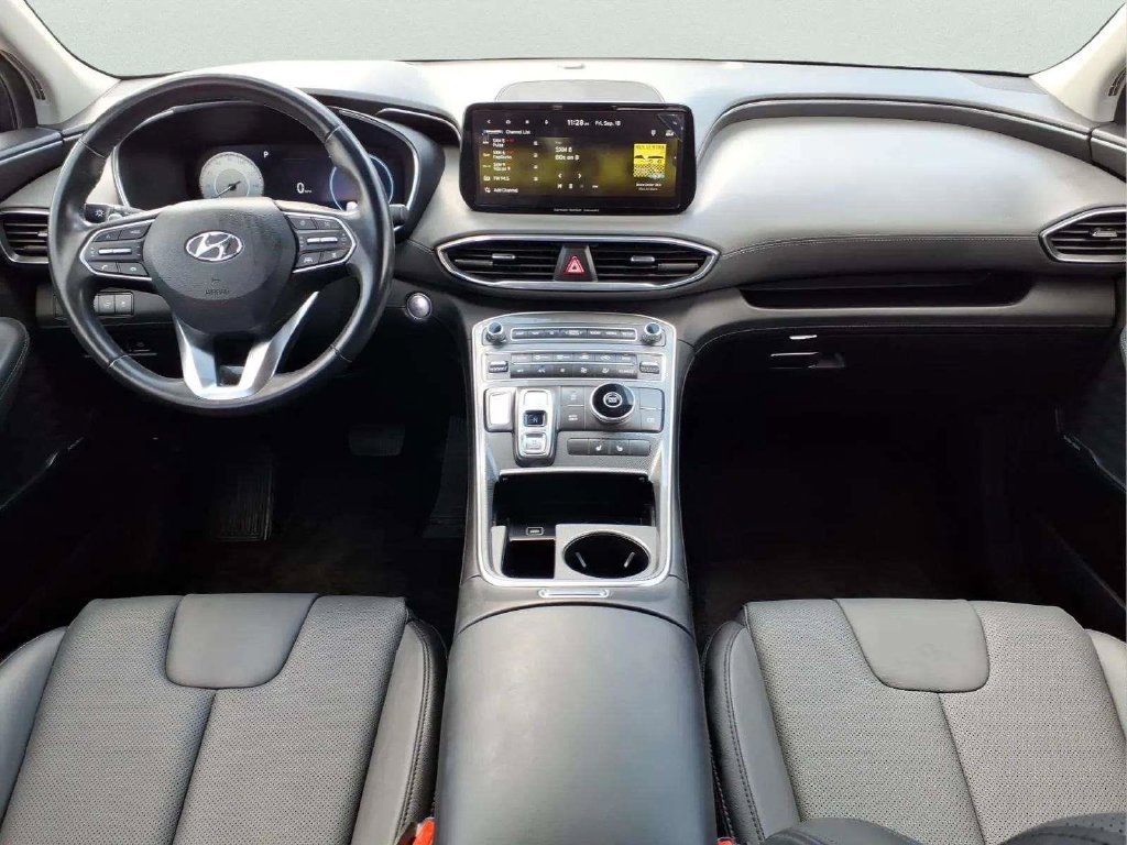 Used 2023 Hyundai Santa Fe SEL w/ Premium Package FWD image 11