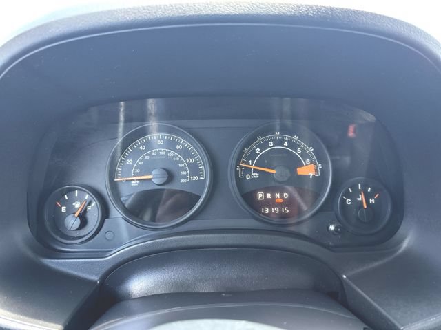 Used 2014 Jeep Patriot Sport AWD/4WD image 11