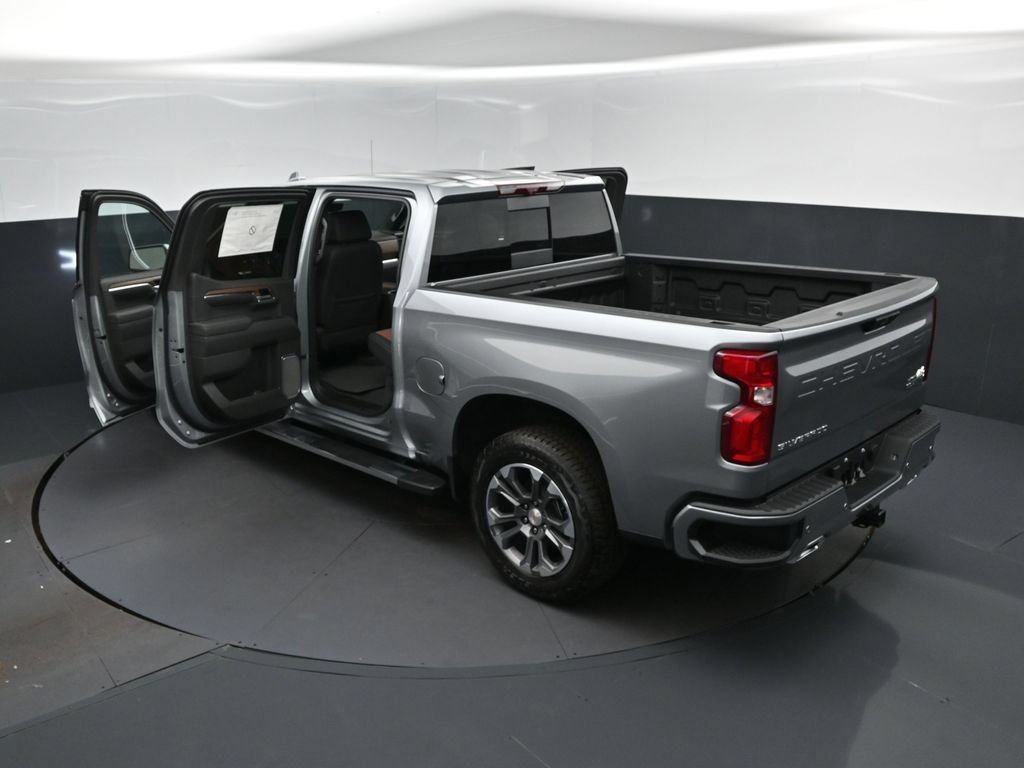 New 2026 Chevrolet Silverado 1500 High Country w/ Technology Package AWD/4WD image 2