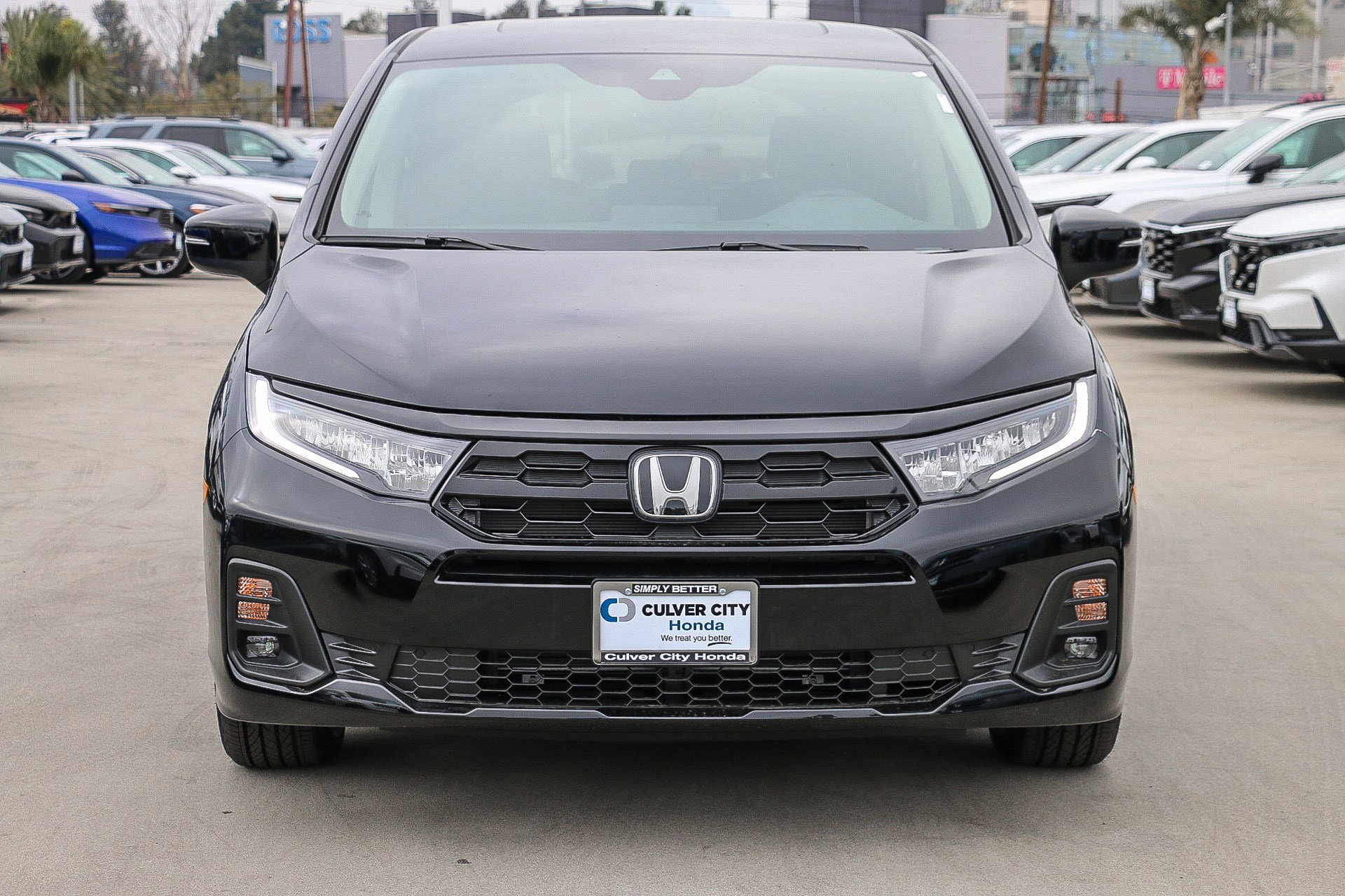 New 2026 Honda Odyssey Touring image 2