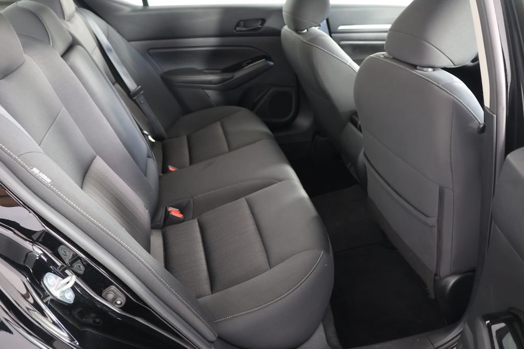 Used 2023 Nissan Altima 2.5 SV FWD image 21