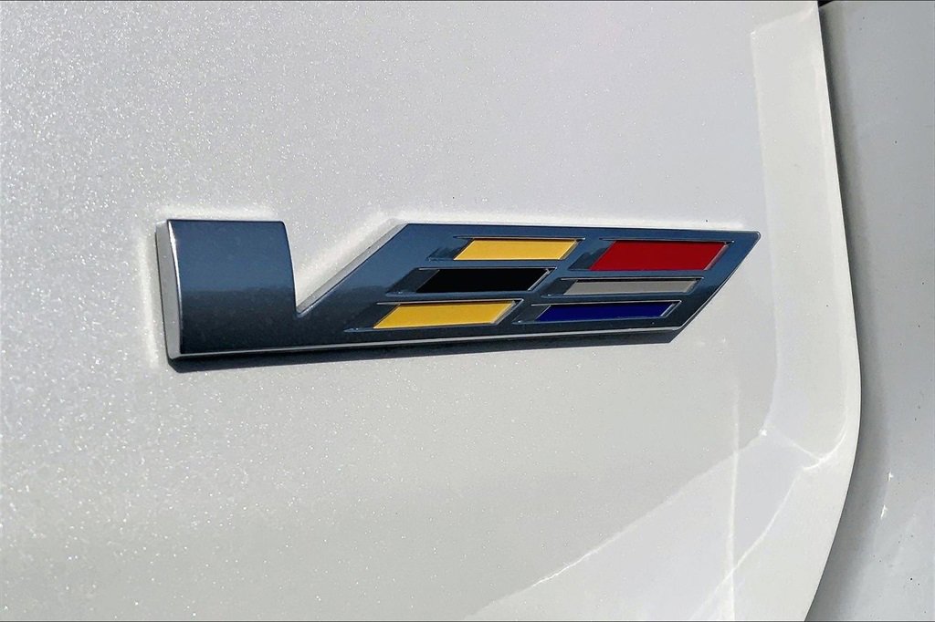 Certified 2024 Cadillac Escalade ESV V w/ LPO, ONYX Package image 11