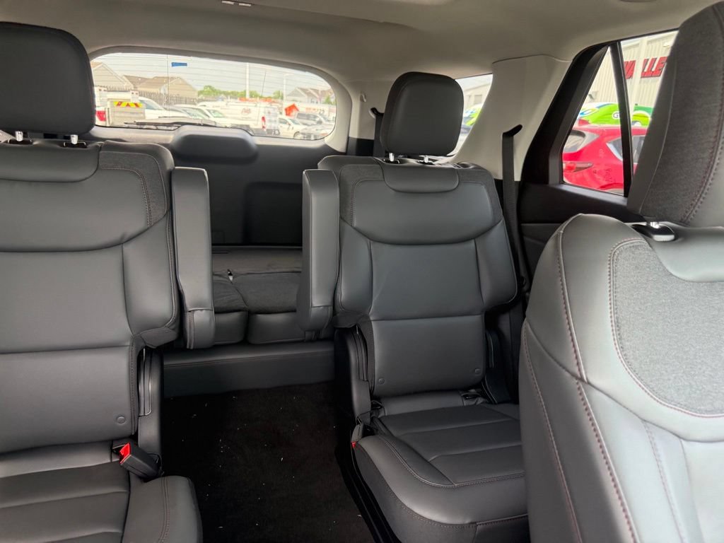 New 2026 Ford Explorer Active w/ Active Comfort Package AWD/4WD image 64
