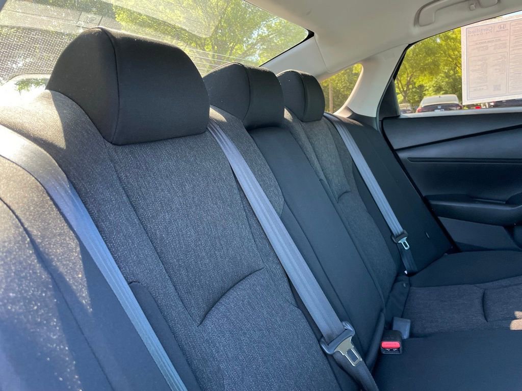 Certified 2025 Honda Accord LX image 36