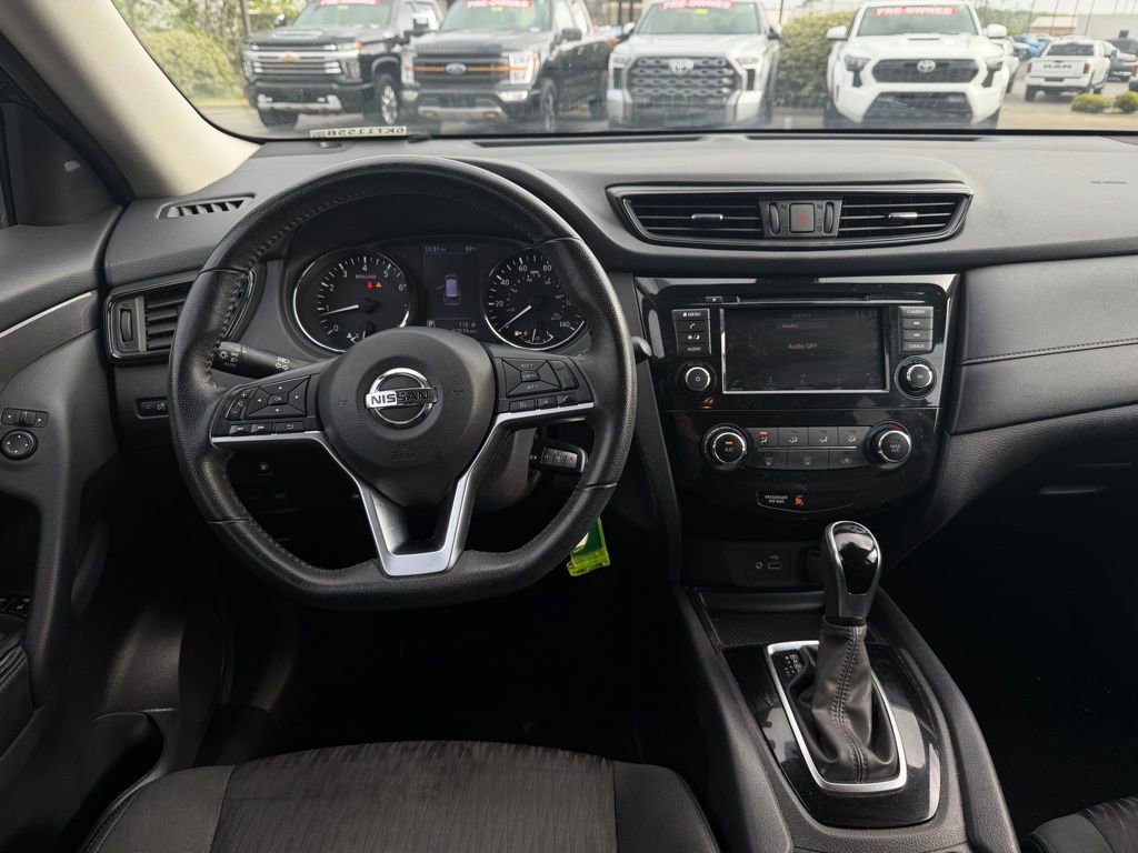 Used 2019 Nissan Rogue S w/ Special Edition Package FWD image 15