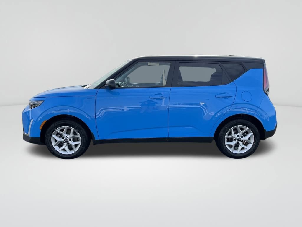 Used 2024 Kia Soul S image 3