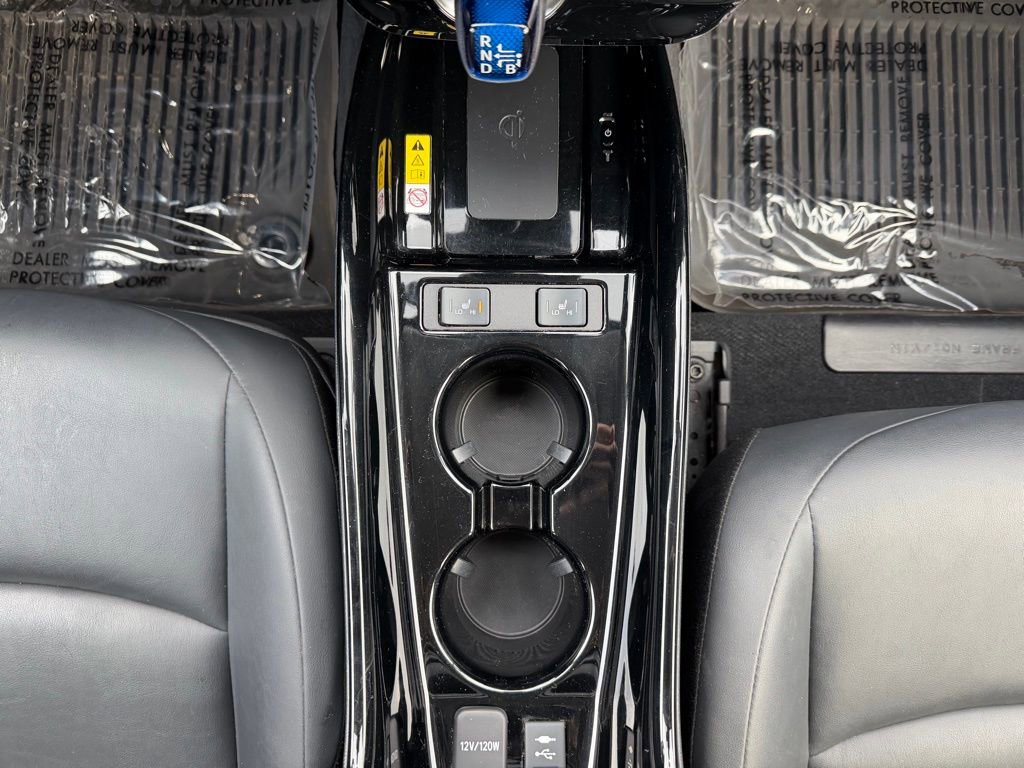 Used 2021 Toyota Prius Prime Limited image 11