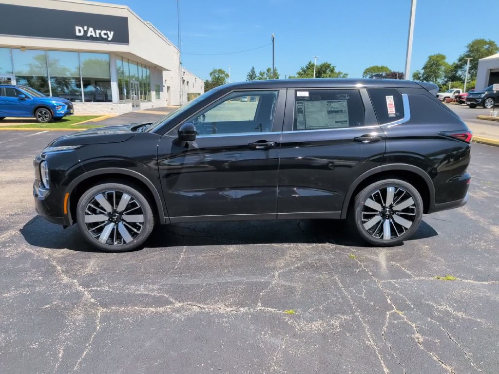 New 2026 Mitsubishi Outlander SE FWD image 10