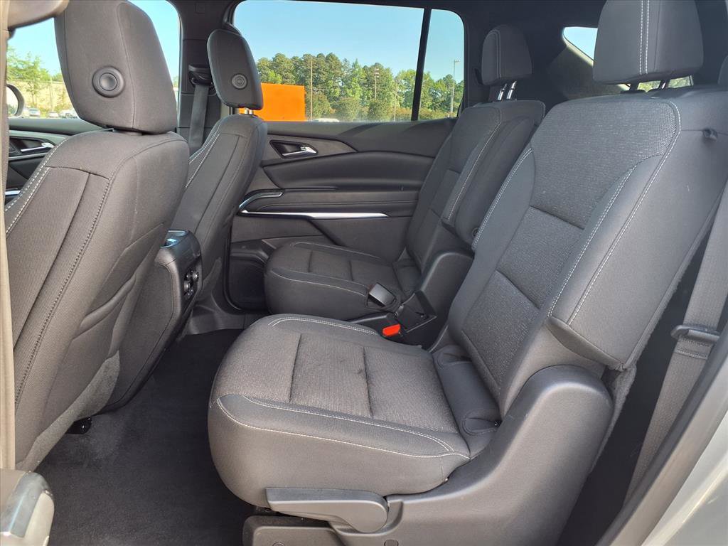 Used 2024 Chevrolet Traverse LT FWD image 24