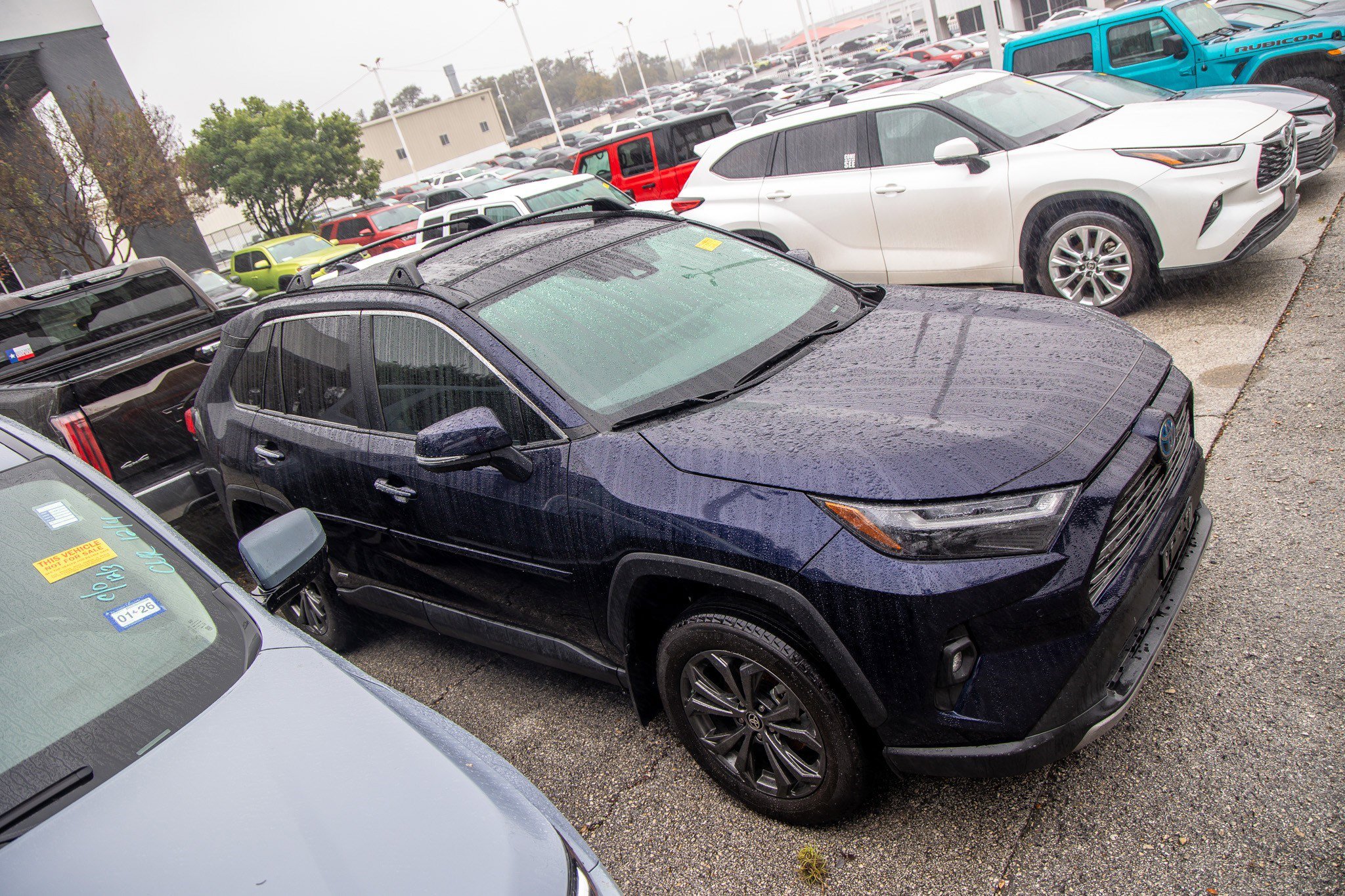 Used 2024 Toyota RAV4 Limited image 7