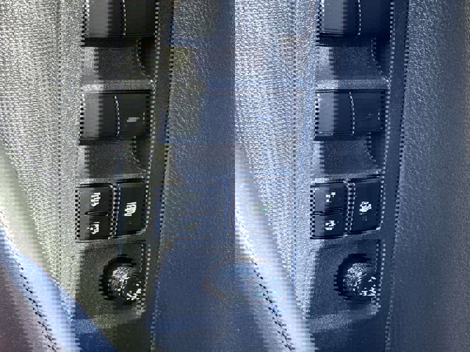 Used 2022 Toyota Corolla LE image 23