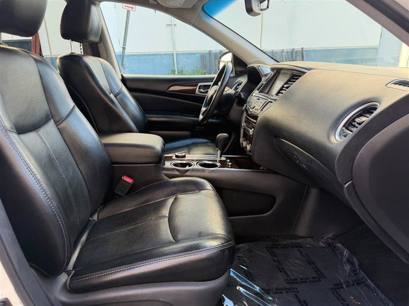 Used 2015 Nissan Pathfinder Platinum AWD/4WD image 59