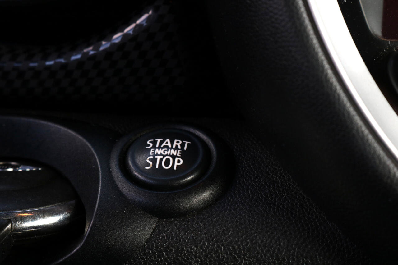 Used 2014 MINI Cooper S image 37