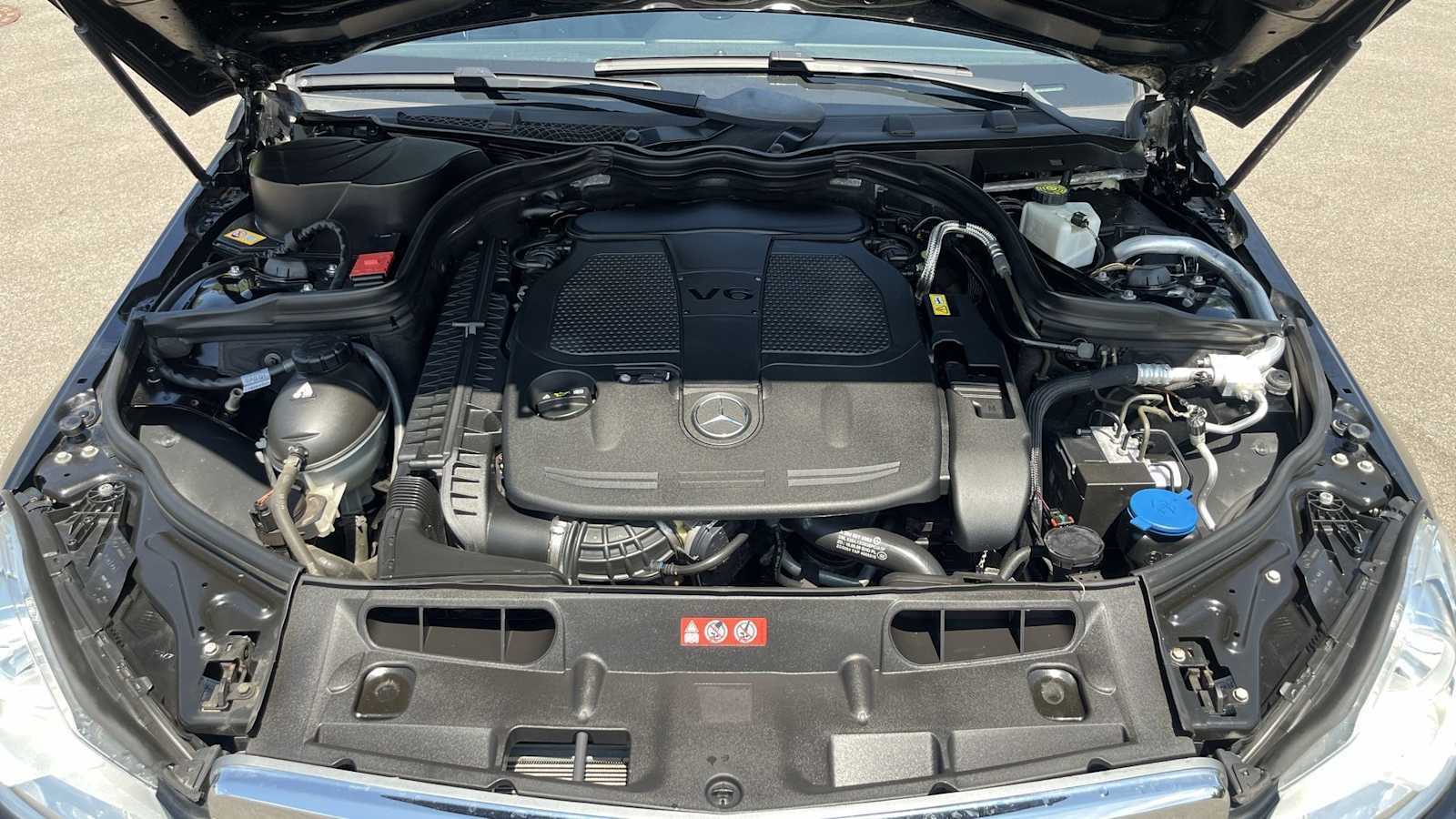 Used 2013 Mercedes-Benz C 300 4MATIC Sedan image 25
