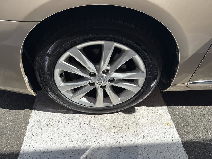 Used 2012 Lexus ES 350 4dr Sdn image 12