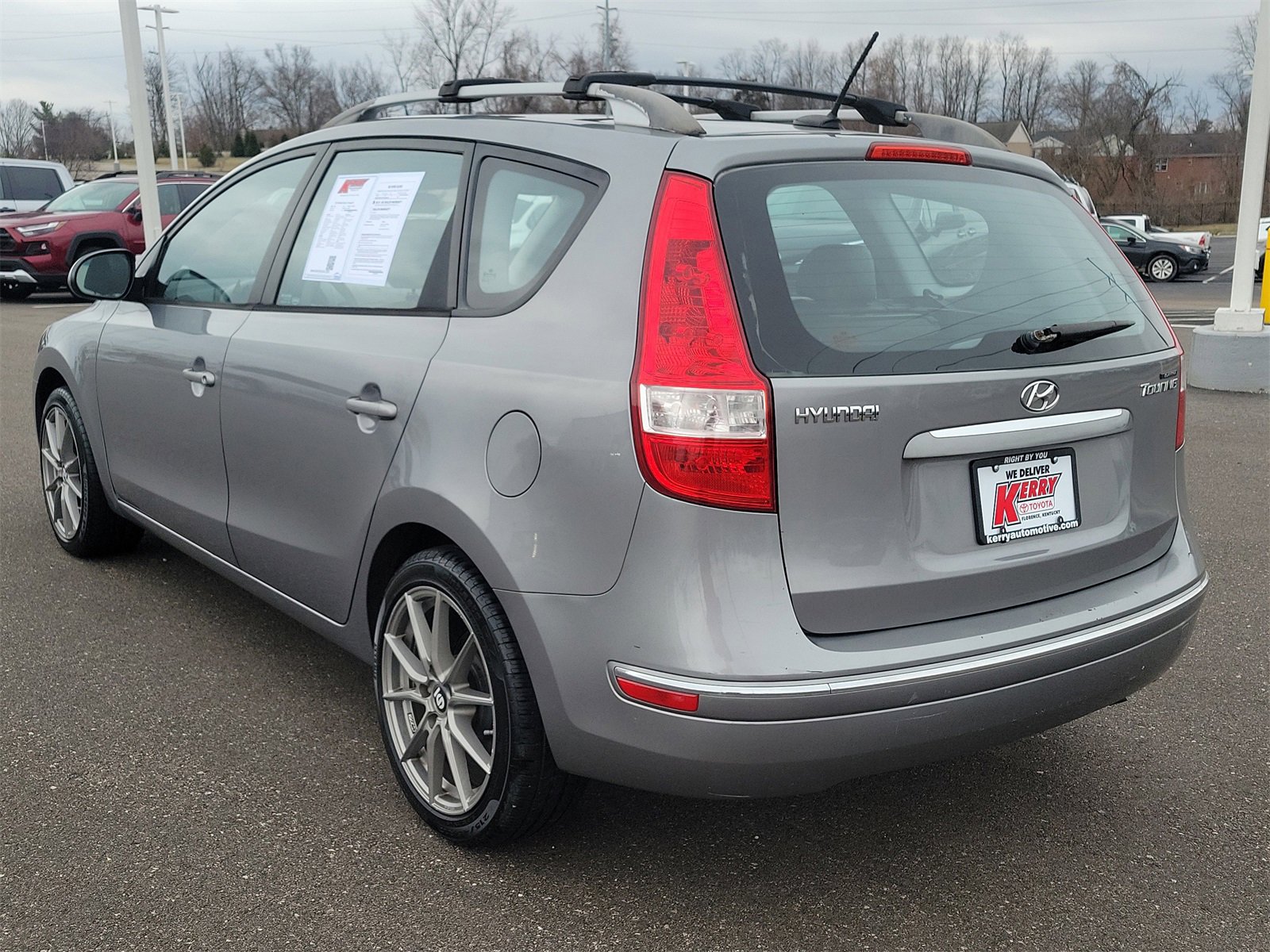 Used 2012 Hyundai Elantra SE image 3