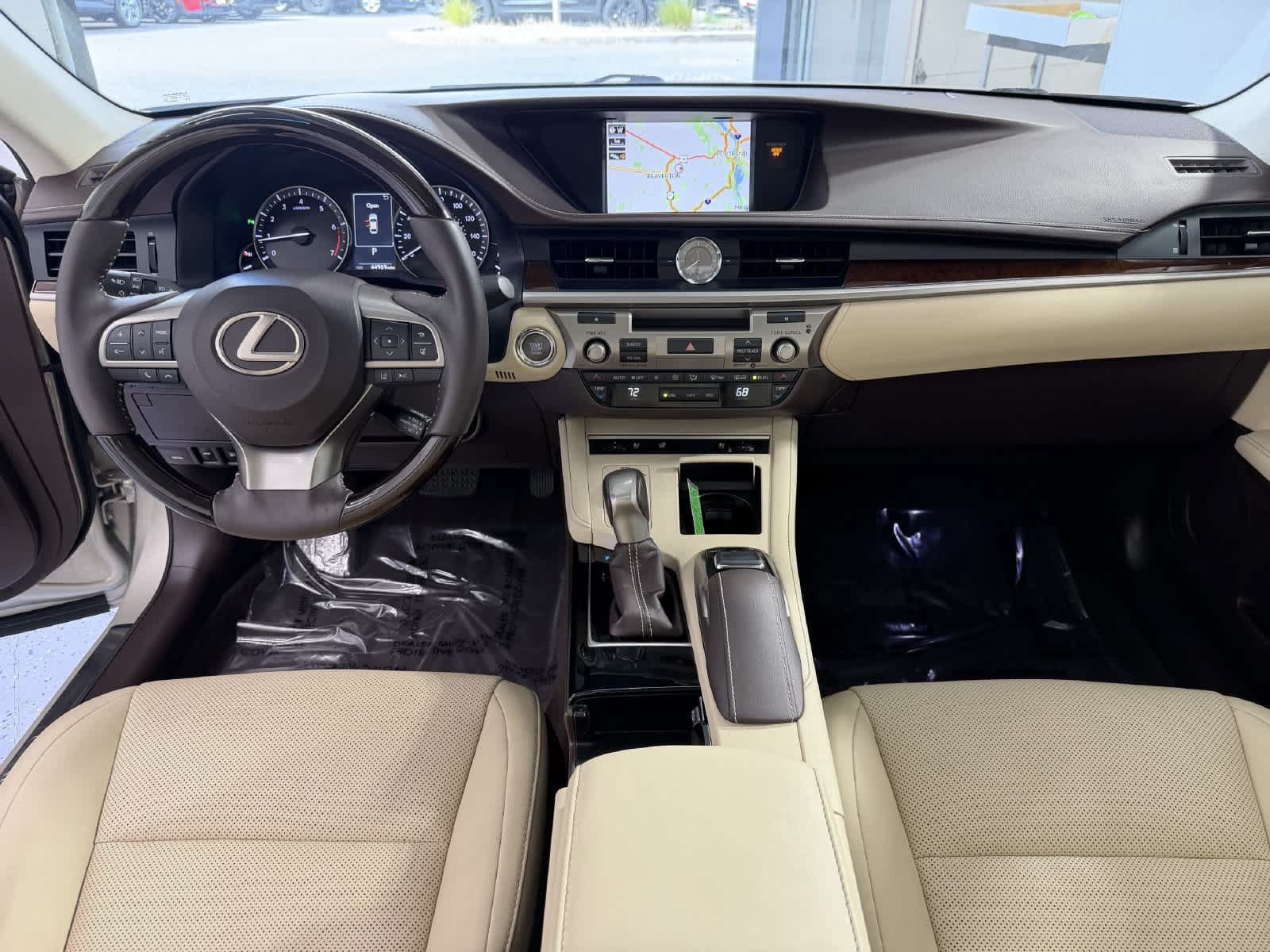Used 2017 Lexus ES 350 w/ Navigation System Package FWD image 11
