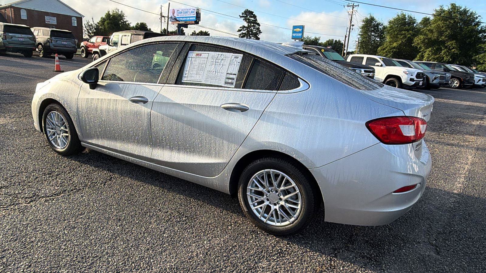 Used 2018 Chevrolet Cruze LT FWD image 7