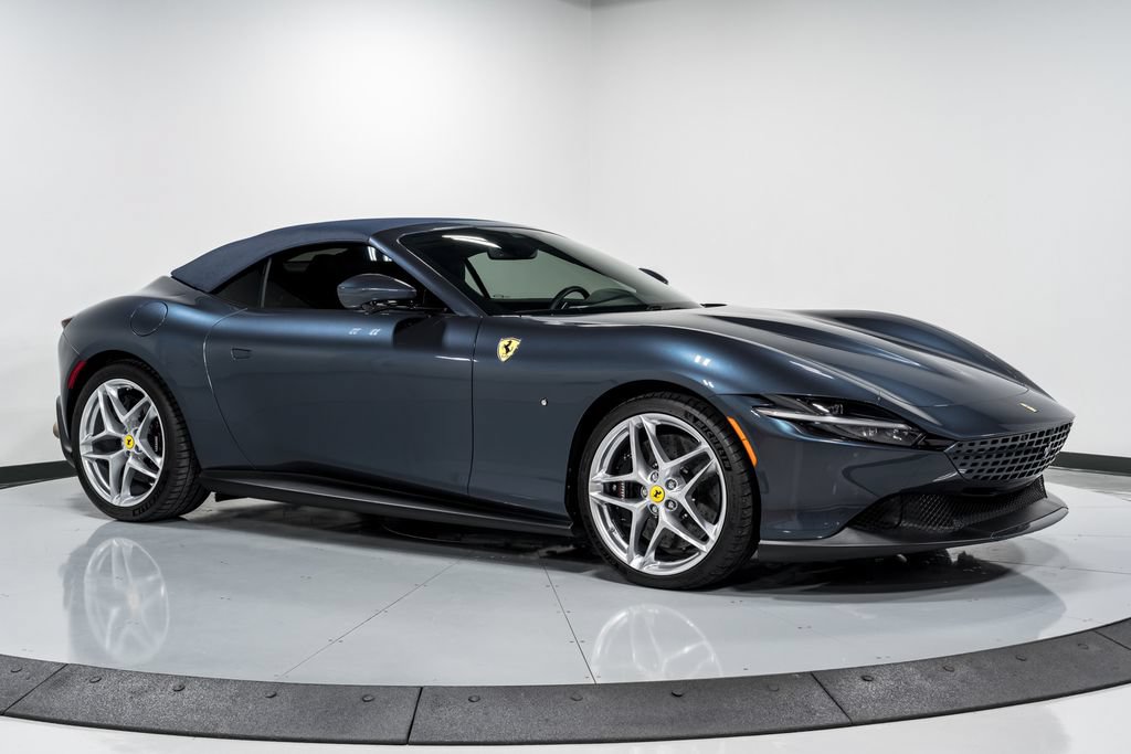 Used 2024 Ferrari Roma Spider RWD image 35