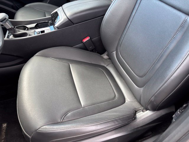 Used 2025 Hyundai Santa Cruz SEL FWD image 35