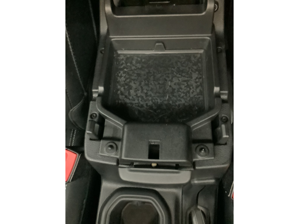 Used 2020 Jeep Wrangler Unlimited Sahara AWD/4WD image 21