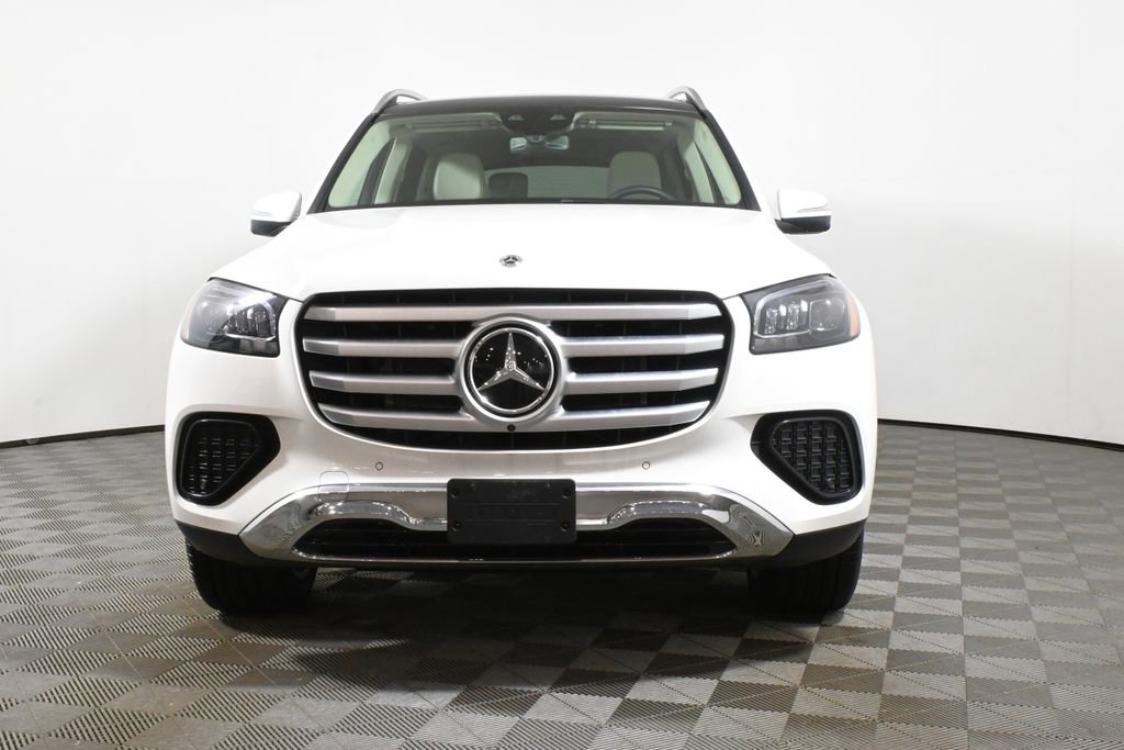 Used 2026 Mercedes-Benz GLS 450 4MATIC image 10