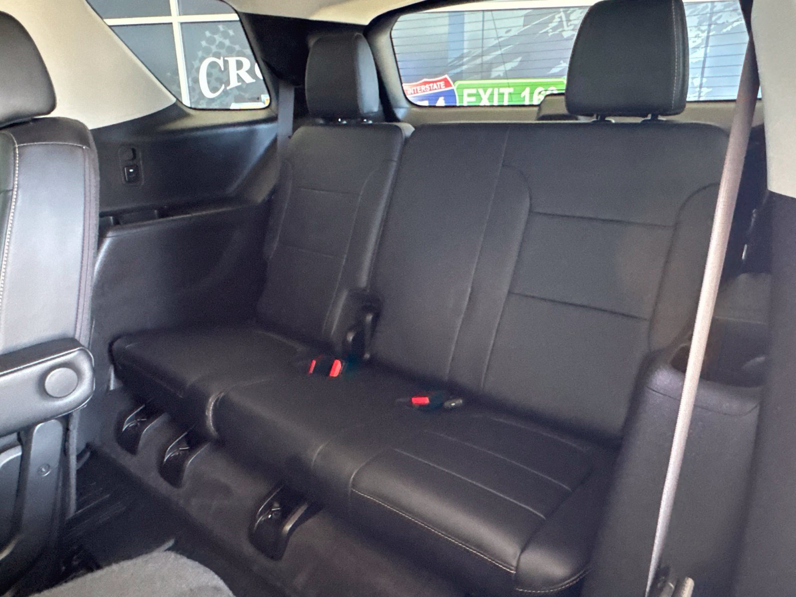 Used 2019 Chevrolet Traverse Premier w/ Redline Edition AWD/4WD image 19