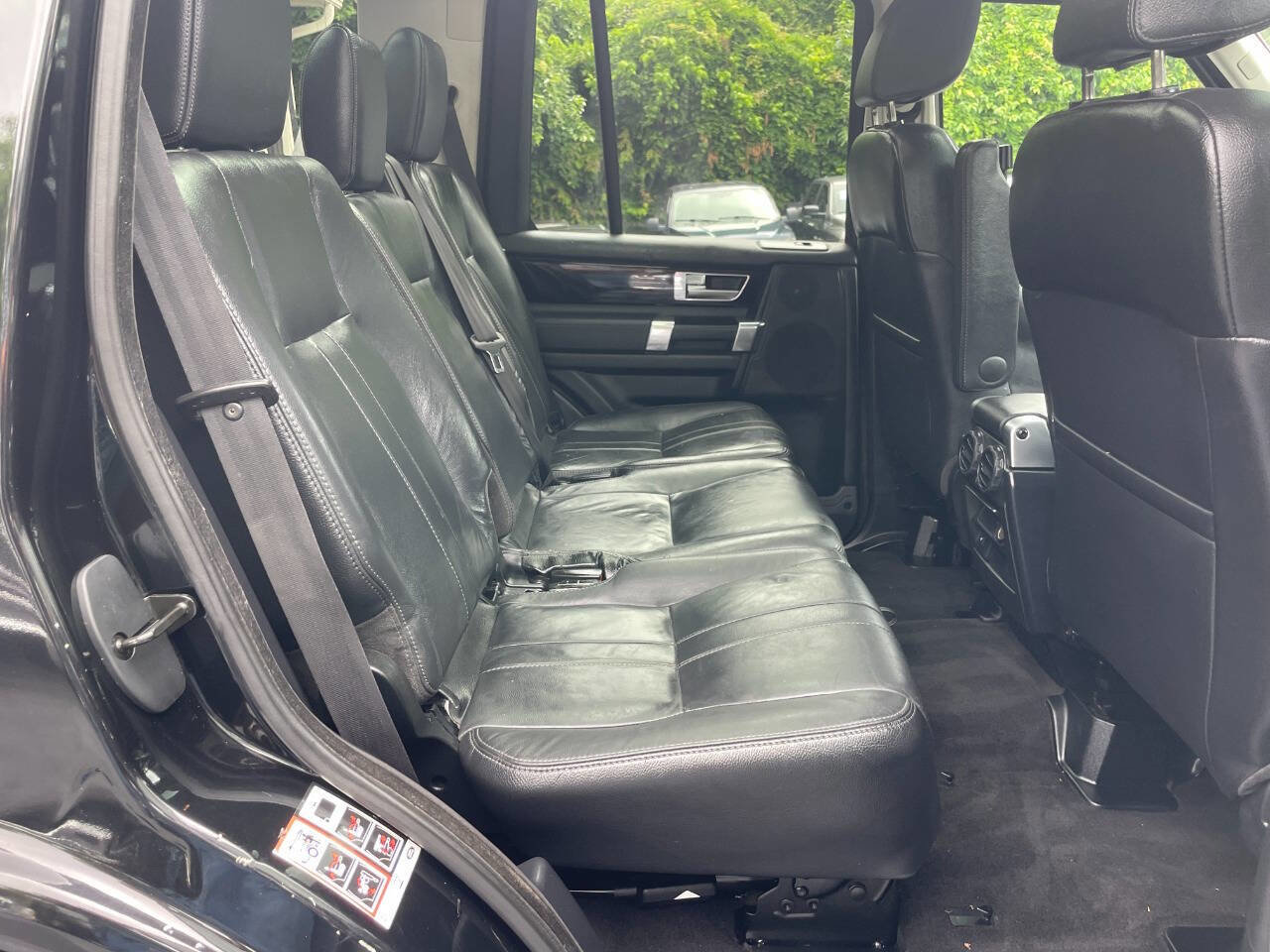 Used 2016 Land Rover LR4 HSE Silver Edition AWD/4WD image 19