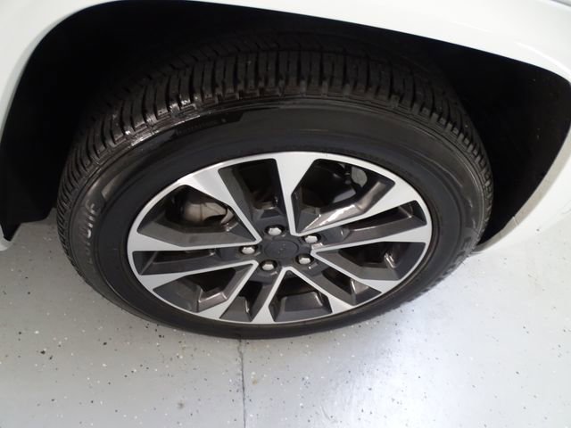 Certified 2023 Jeep Grand Cherokee Overland AWD/4WD image 32