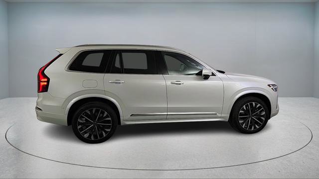 New 2026 Volvo XC90 T8 Plus w/ Protection Package Premier AWD/4WD image 8