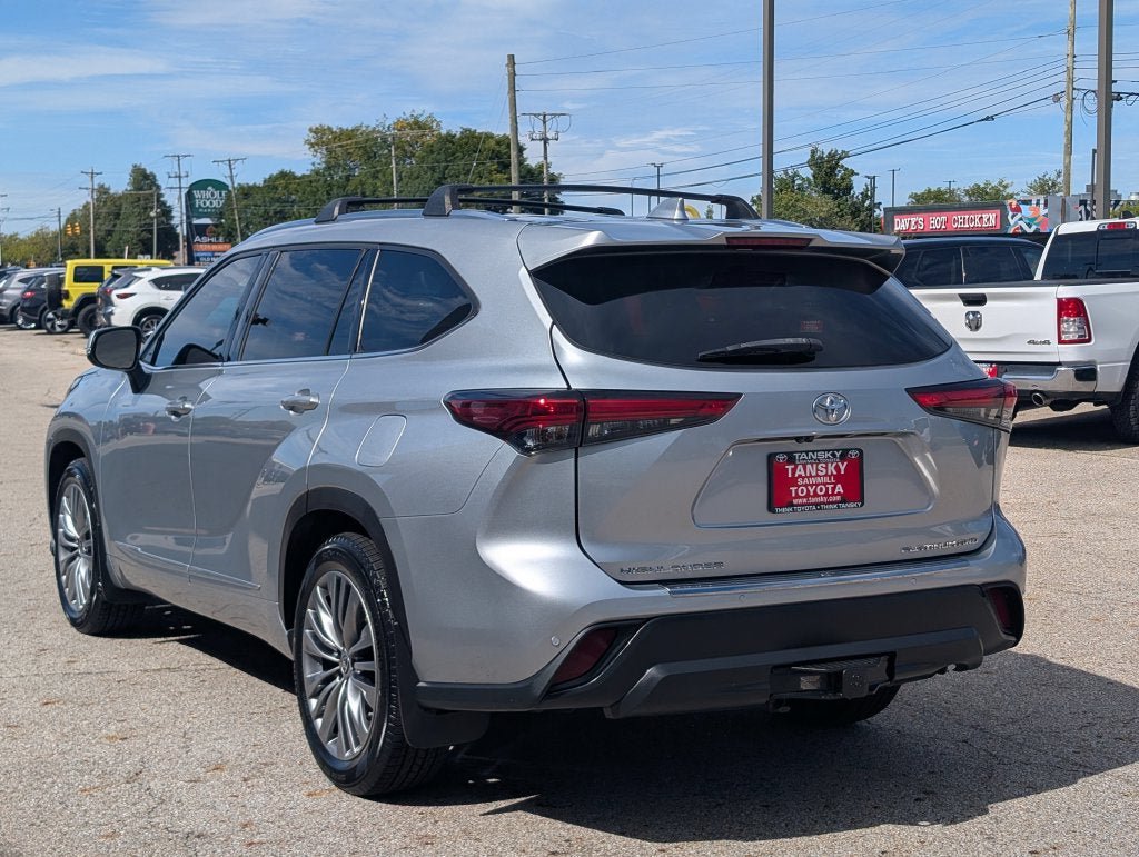 Certified 2021 Toyota Highlander Platinum AWD/4WD image 6