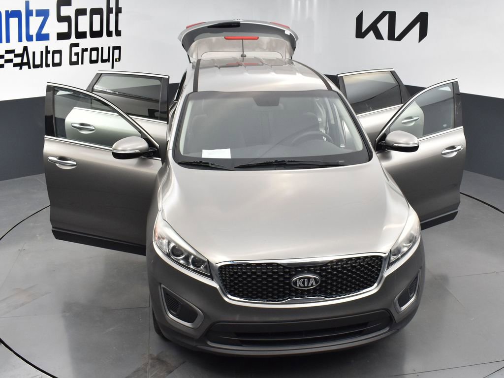 Used 2016 Kia Sorento L FWD image 29
