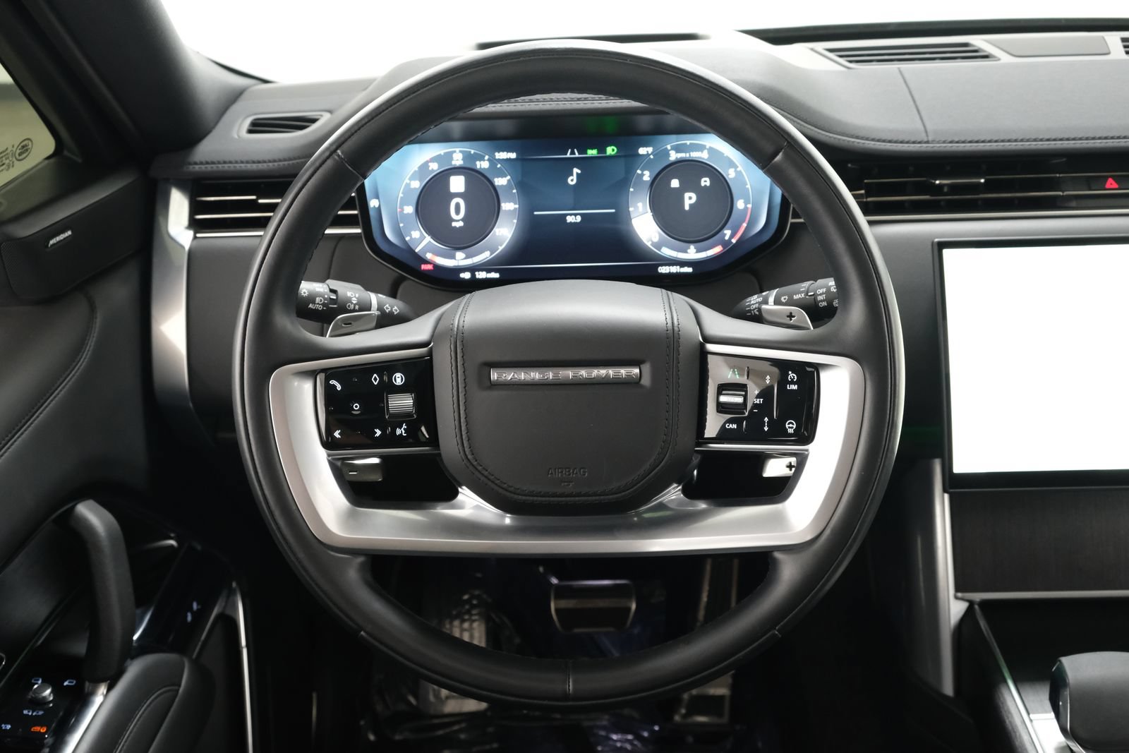 Used 2024 Land Rover Range Rover SE AWD/4WD image 13