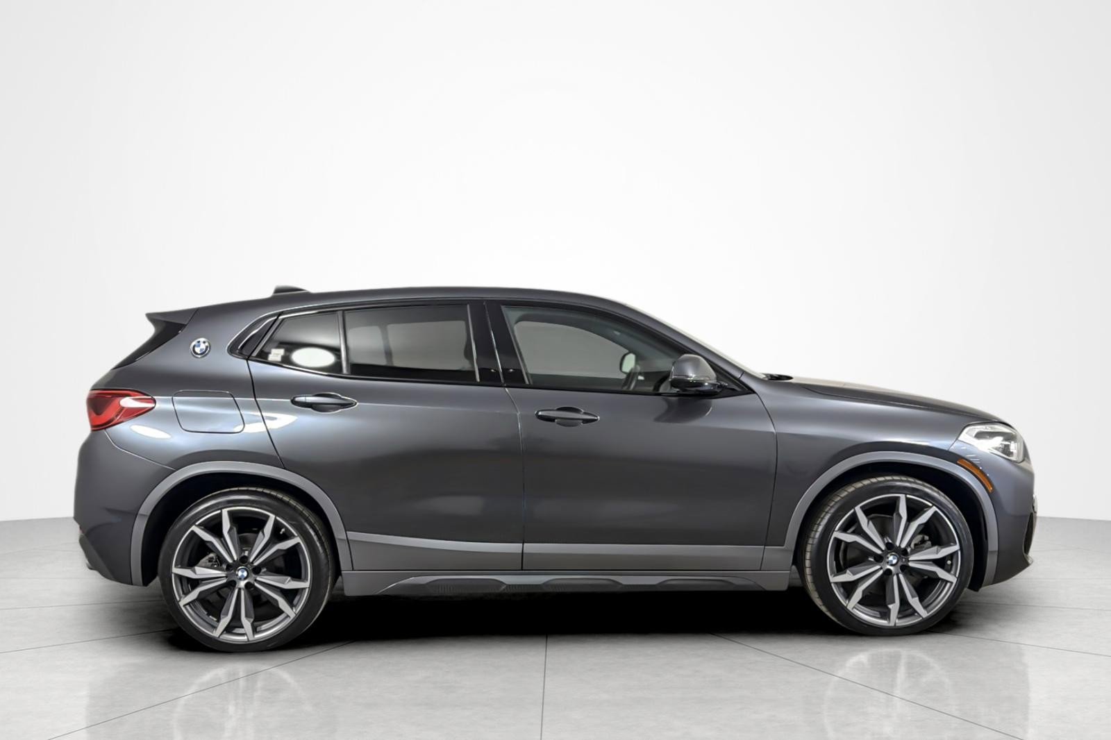 Used 2018 BMW X2 sDrive28i w/ M SportX Package FWD image 6