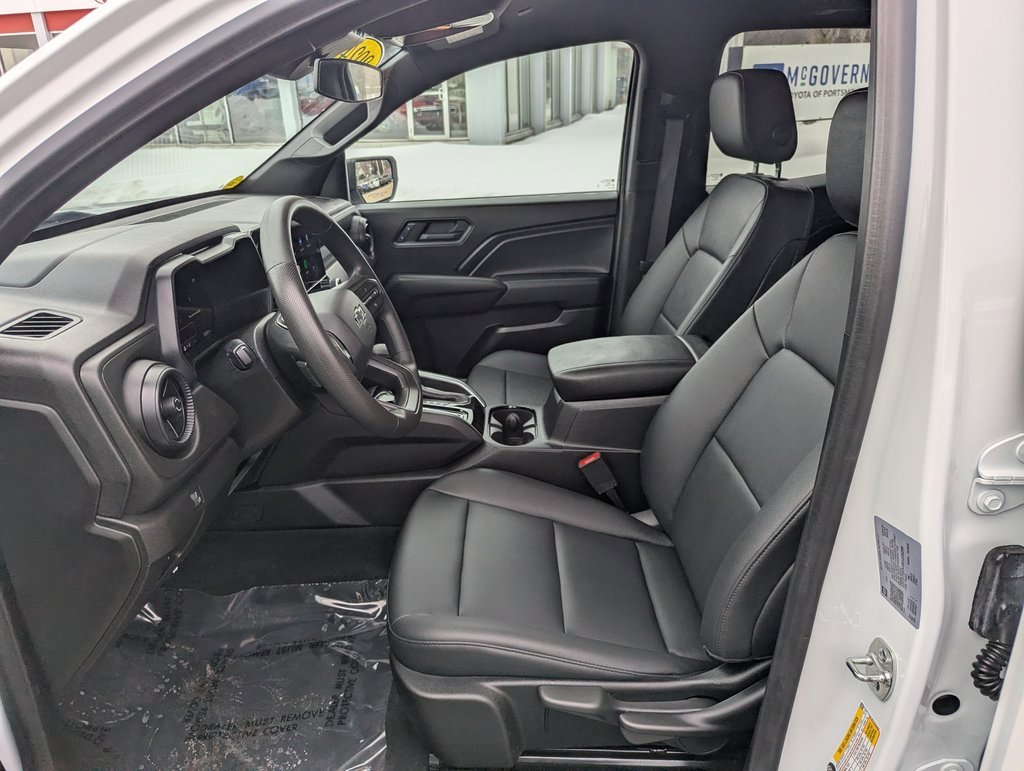 Used 2024 Chevrolet Colorado Trail Boss w/ Advanced Trailering Package image 14